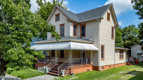 $260,000 | 606 West Colonial Avenue, Elizabeth City, NC 27909