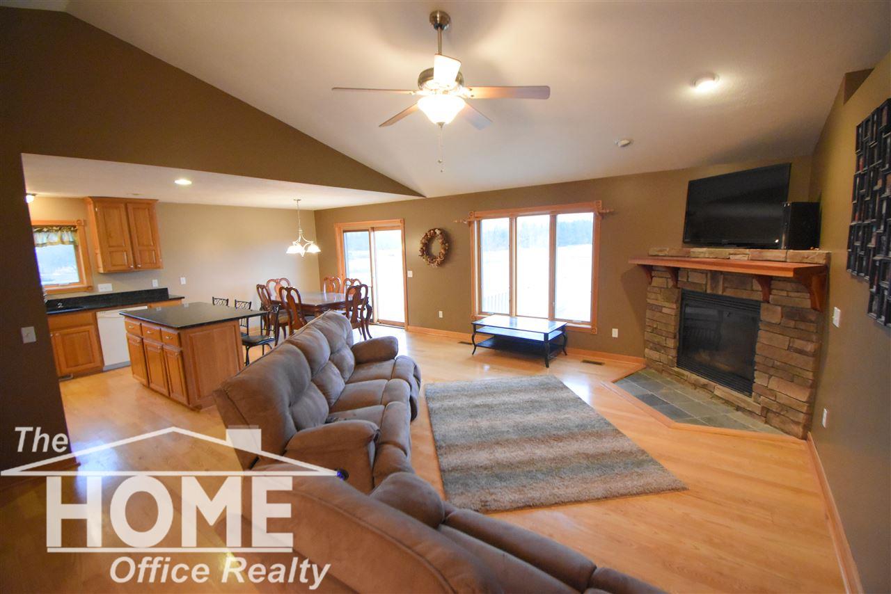 3244 West Tyrrell Road Owosso, MI 48867 - Photo 3 of 30