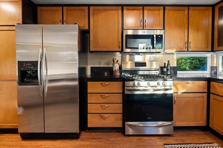 731 Dos Hermanos Road Santa Barbara, CA 93111 - Photo 7 of 27 8