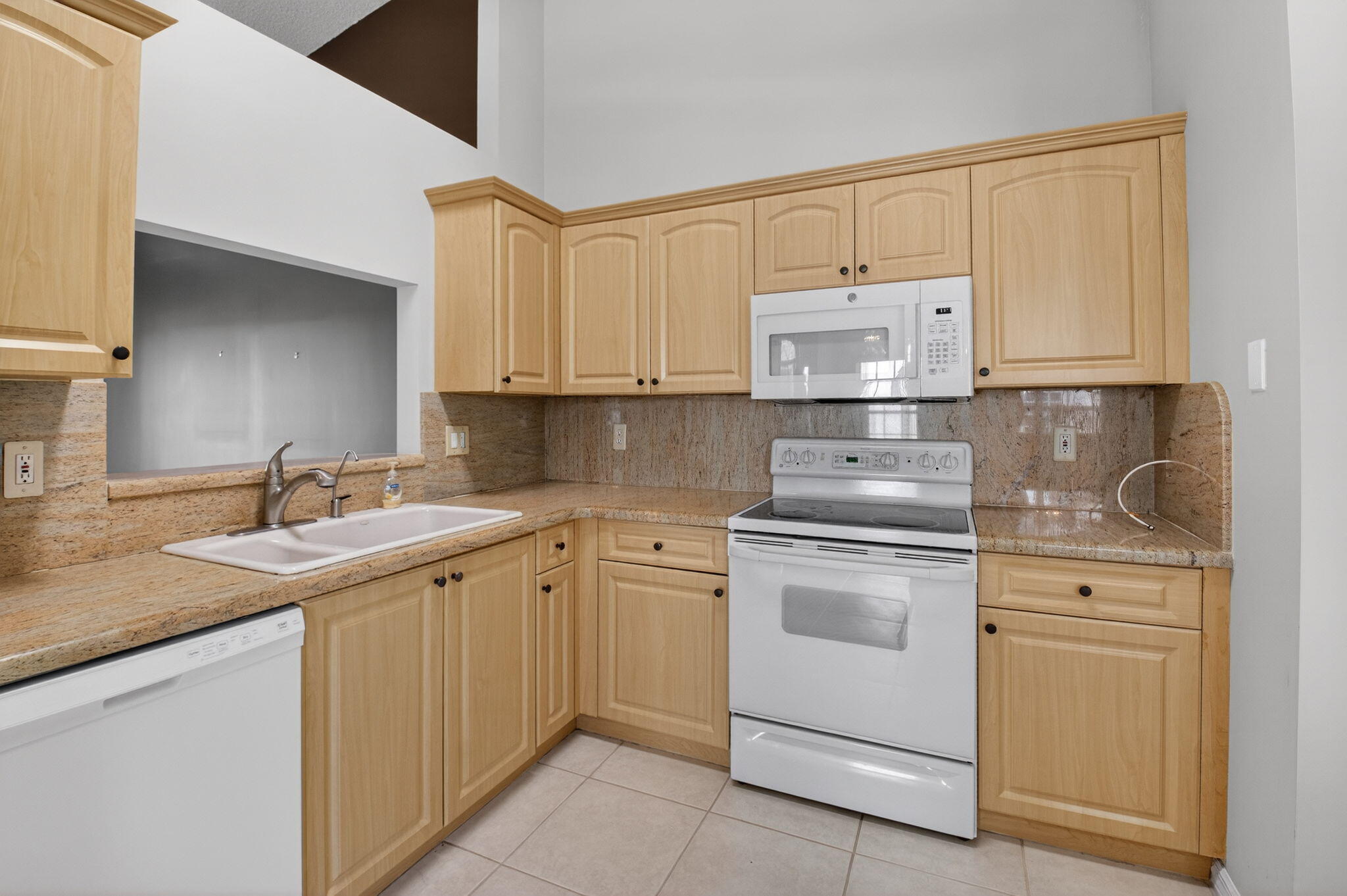 6131 Caladium Road Delray Beach, FL 33484 - Photo 16 of 69 16-web-or-mls-DSC_8131