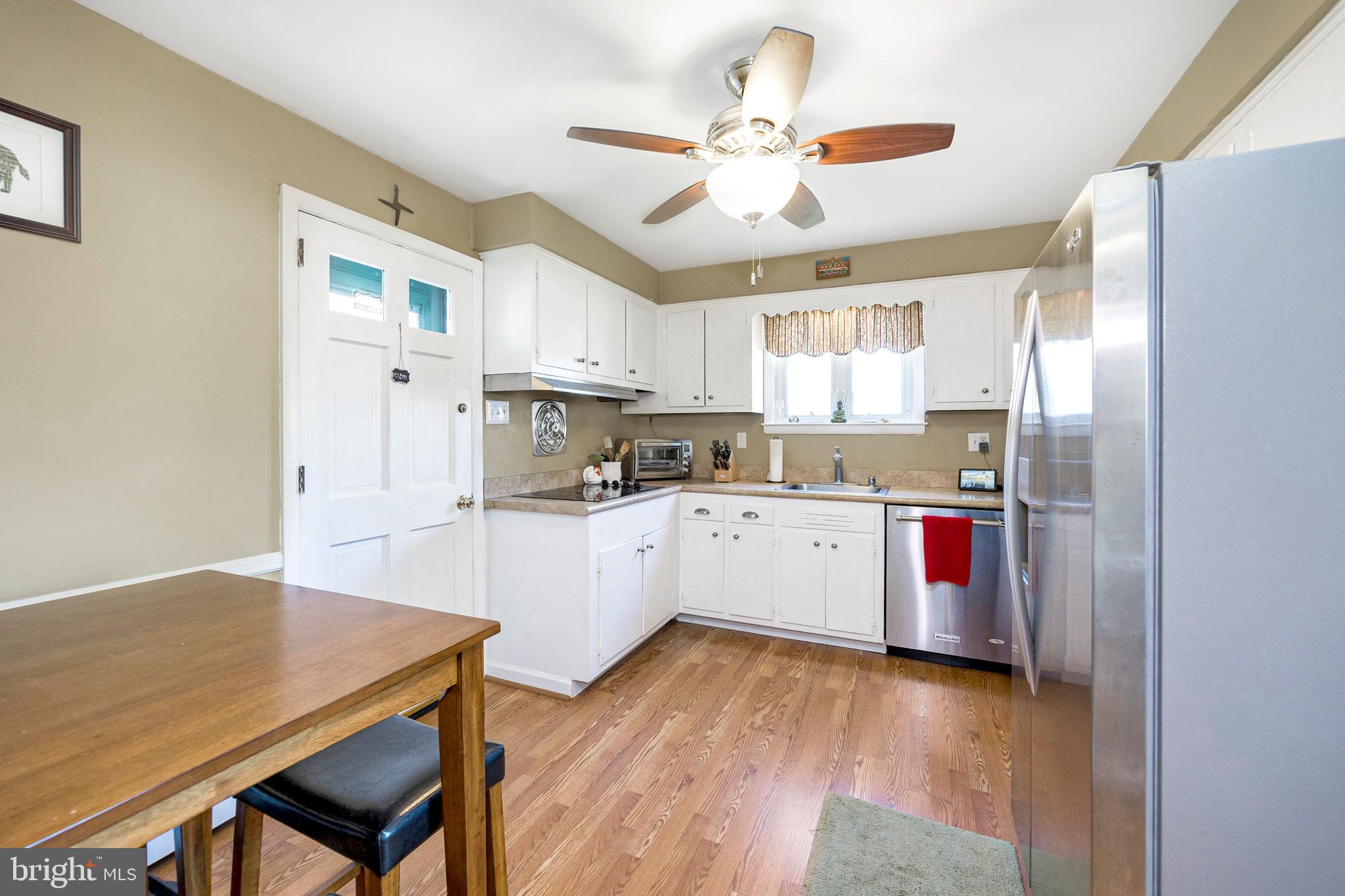 320 Hill Road Havertown, PA 19083 - Photo 11 of 77 Eat in kitchen with access to rear sitting porch