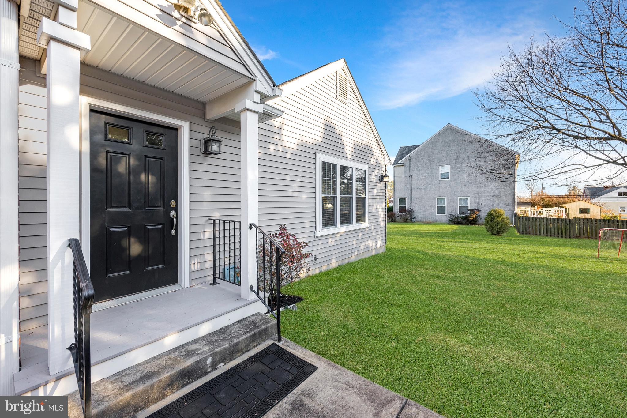 320 Hill Road Havertown, PA 19083 - Photo 17 of 77 Private entrance to 1st floor addition/in-law ste