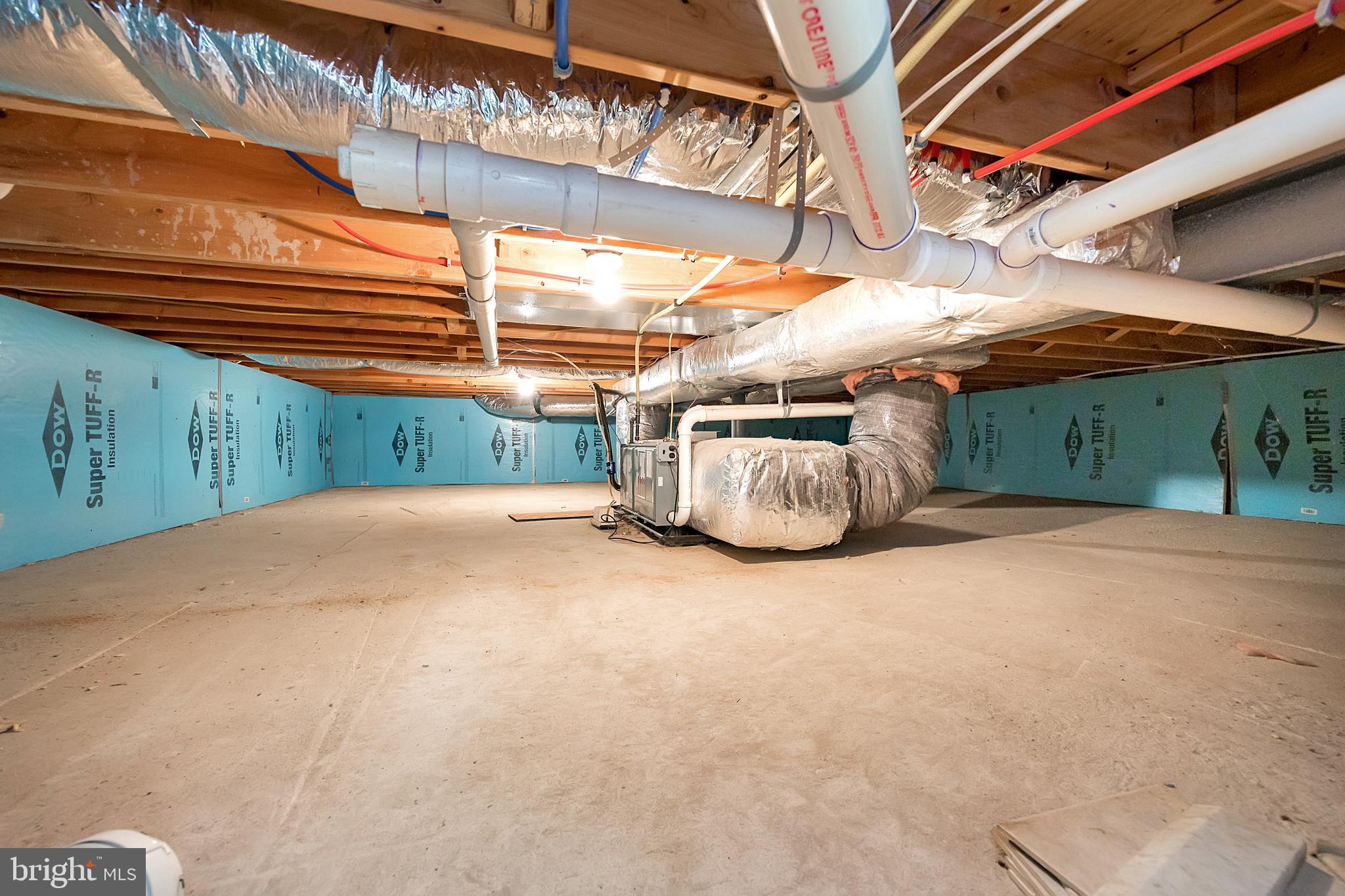 320 Hill Road Havertown, PA 19083 - Photo 43 of 77 Lower level crawl space (beneath addition)