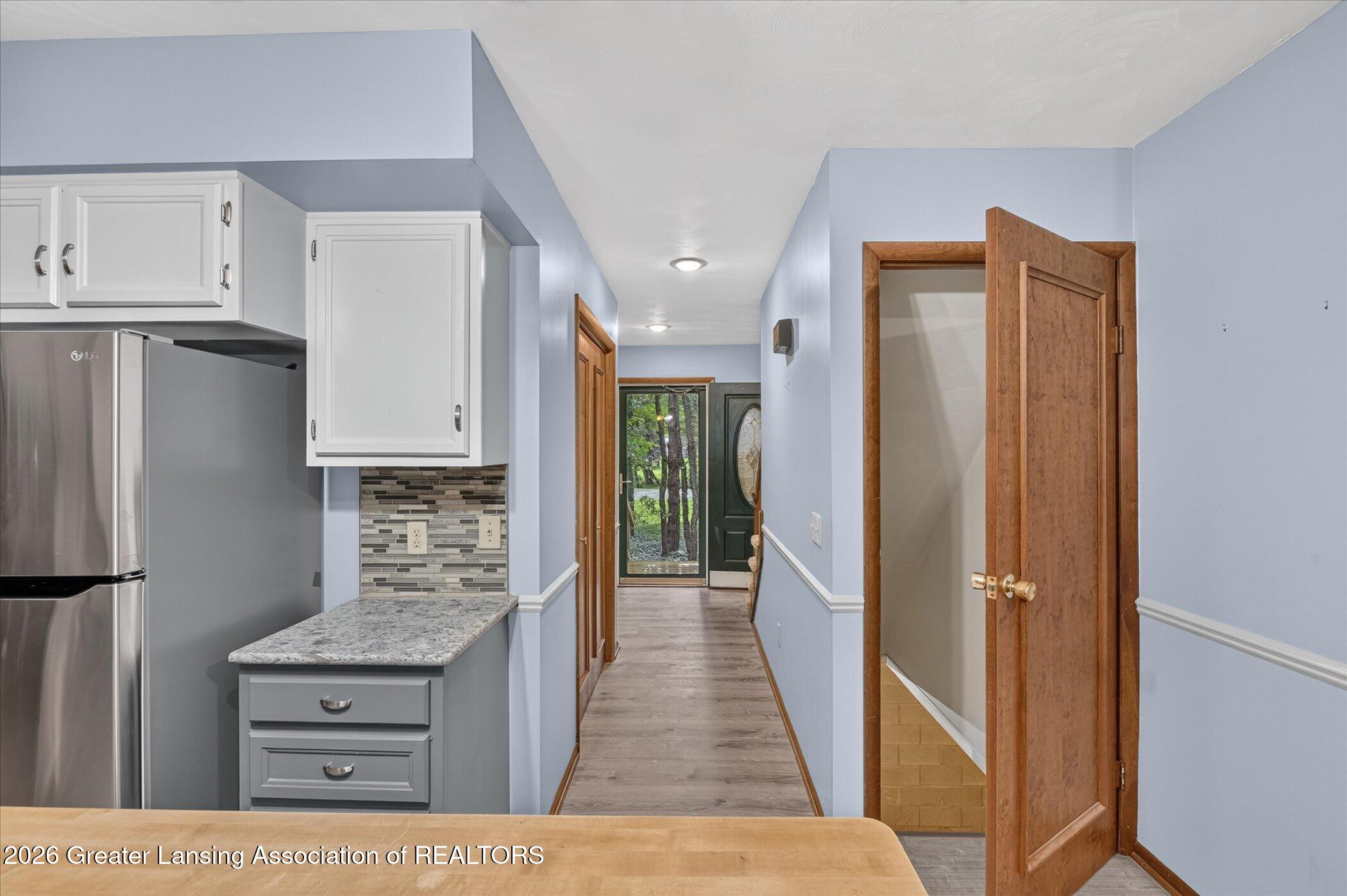 5705 Lakeview Drive Perry, MI 48872 - Photo 24 of 52 24-5705-Lakeview-Dr-WindowStill