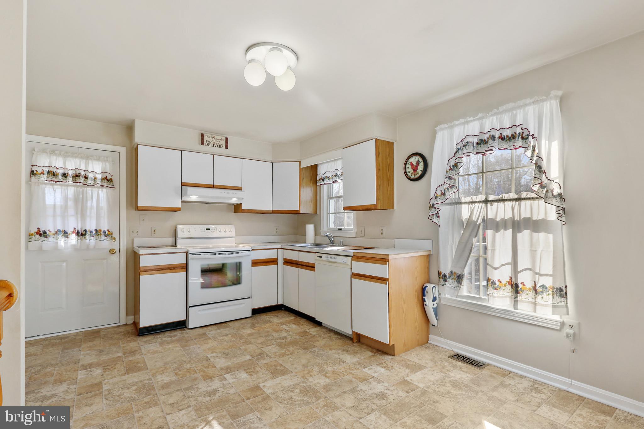 1004 Gladway Road Middle River, MD 21220 - Photo 9 of 41 Gallery Image 9
