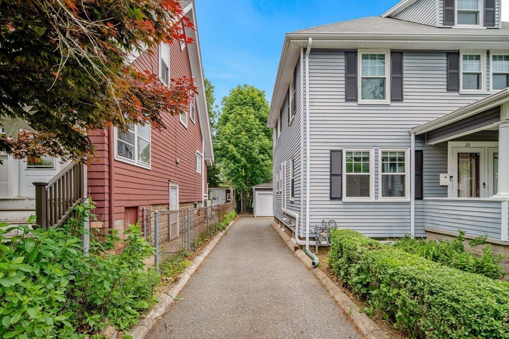 21 Fessenden Road, Unit 21 Arlington, MA 02476 - Photo 17 of 19