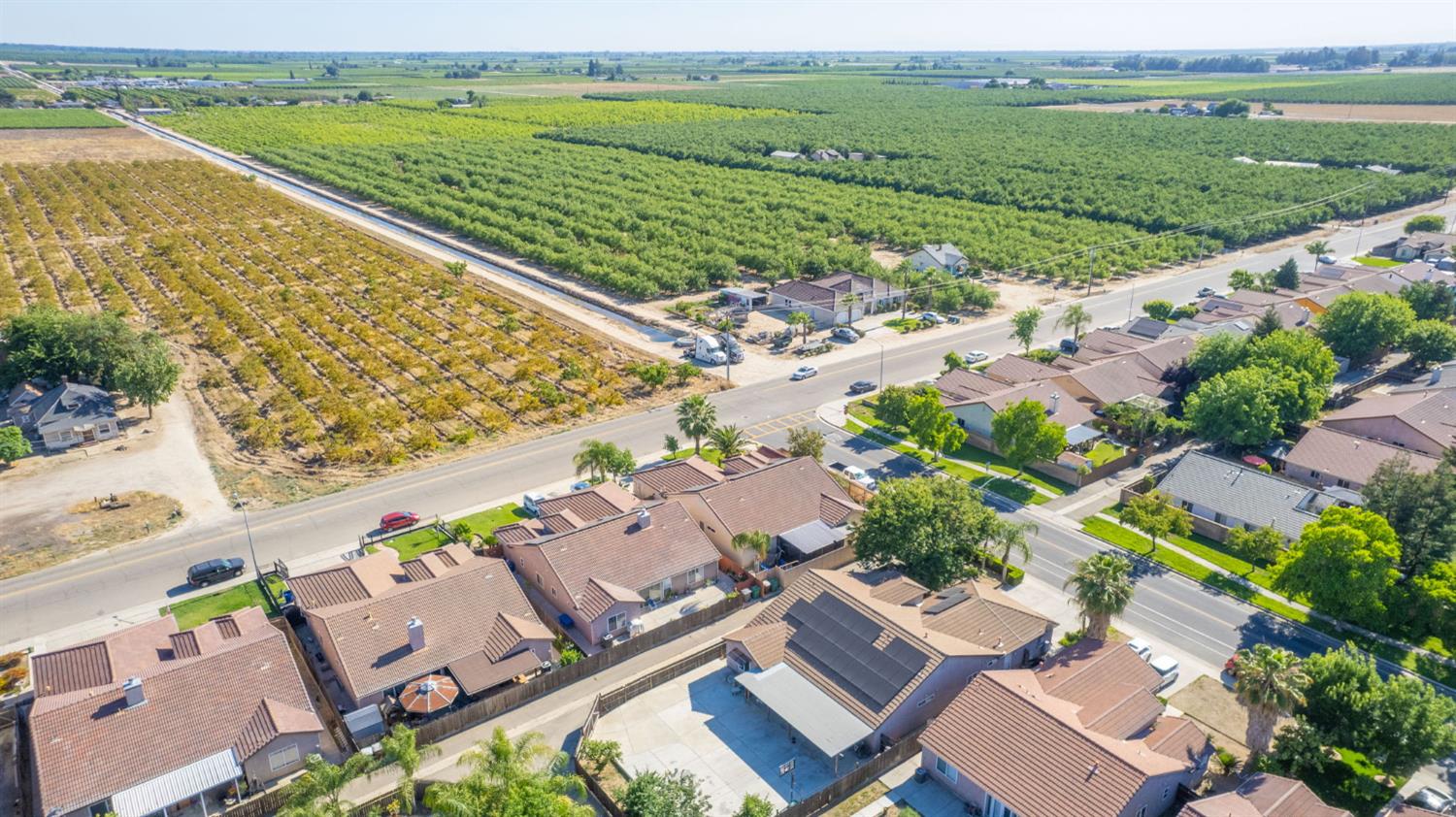 1135 Rafer Johnson Drive Kingsburg, CA 93631 - Photo 53 of 55