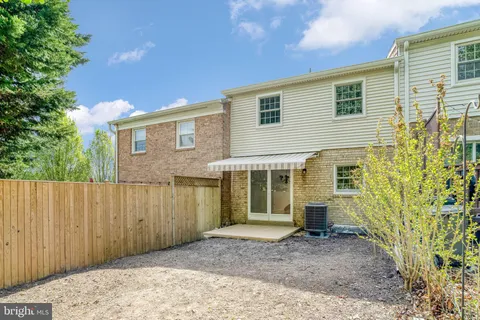 $749,000 | 309 Center Street North, Vienna, VA 22180