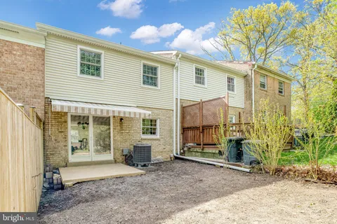 $749,000 | 309 Center Street North, Vienna, VA 22180