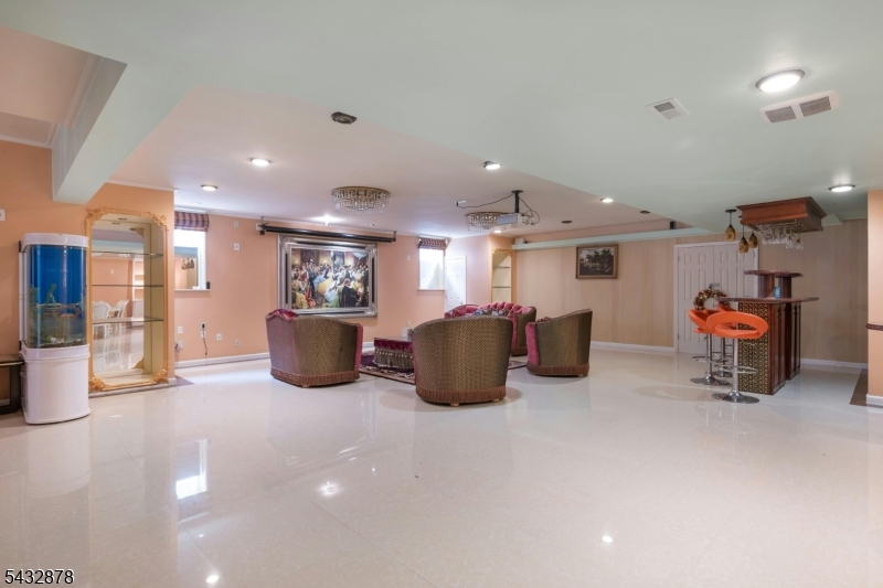 6 Hyer Farm Road Roseland, NJ 07068 - Photo 21 of 23