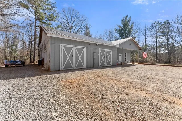 $2,000,000 | 3300 Athens Highway, Gainesville, GA 30507