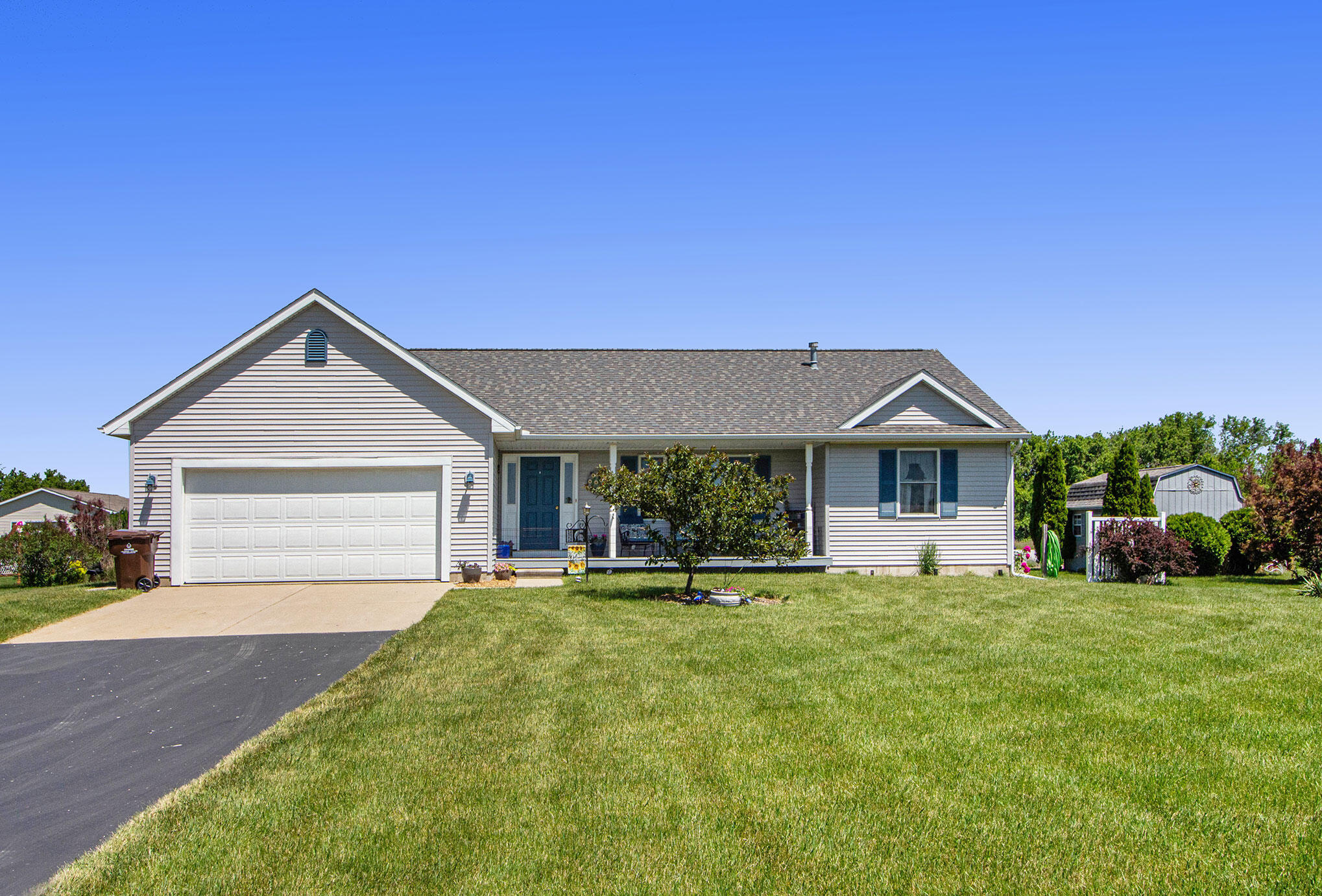 4072 Curtice Road Mason, MI 48854 - Photo 1 of 23 IMG_0111
