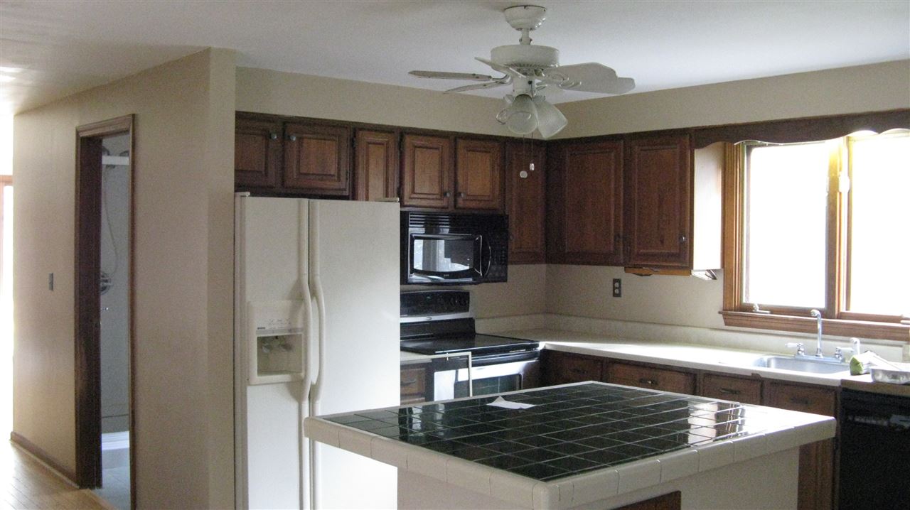 230 White Oak Road Barnstead, NH 03225 - Photo 4 of 28
