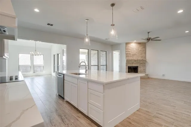 $557,500 | 2488 Timber Hills Drive, Burleson, TX 76028