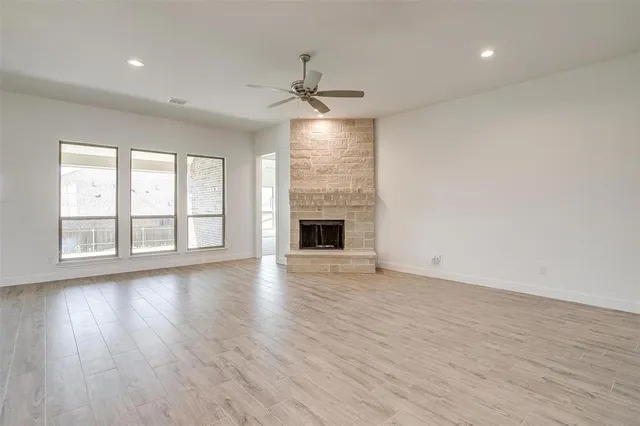 $557,500 | 2488 Timber Hills Drive, Burleson, TX 76028