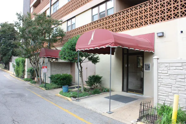 $159,900 | 2277 Union Avenue, Unit 502, Memphis, TN 38104