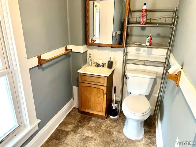 $114,900 | 1333 North Avenue, Niagara Falls, NY 14305