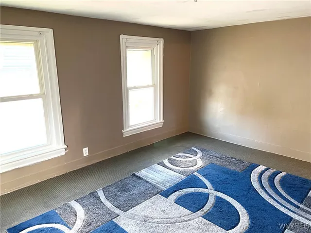 $114,900 | 1333 North Avenue, Niagara Falls, NY 14305