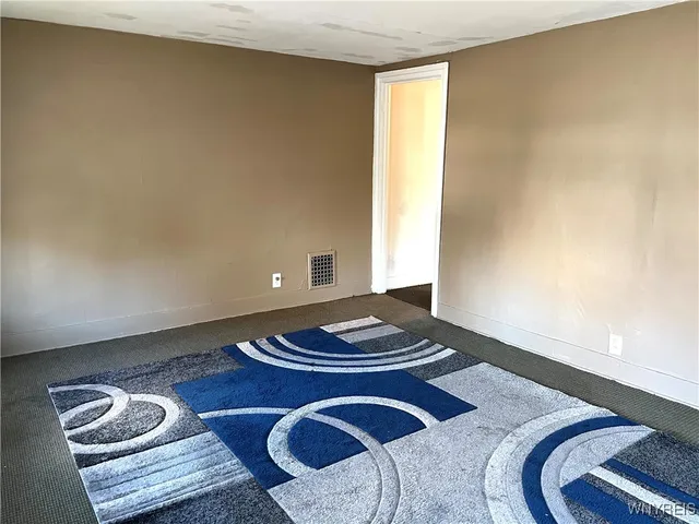 $114,900 | 1333 North Avenue, Niagara Falls, NY 14305