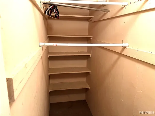 $114,900 | 1333 North Avenue, Niagara Falls, NY 14305