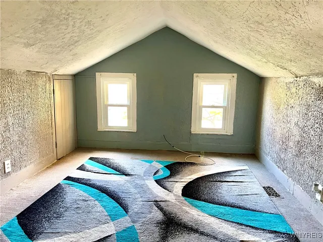 $114,900 | 1333 North Avenue, Niagara Falls, NY 14305