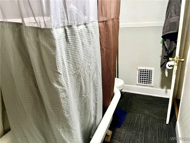 $114,900 | 1333 North Avenue, Niagara Falls, NY 14305