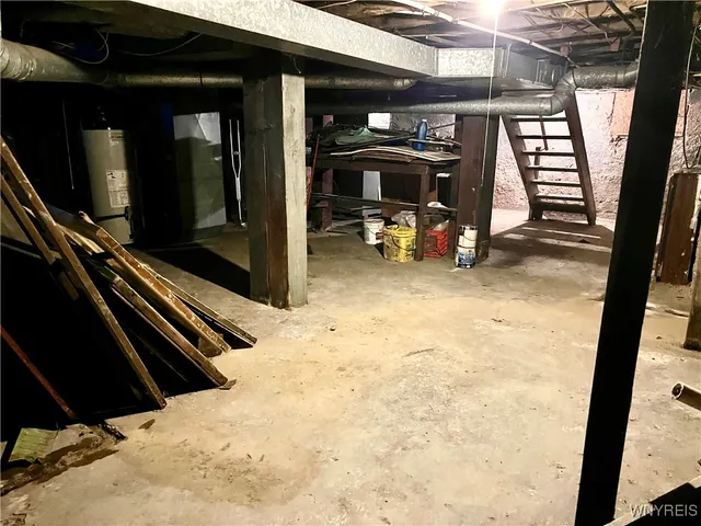 $114,900 | 1333 North Avenue, Niagara Falls, NY 14305