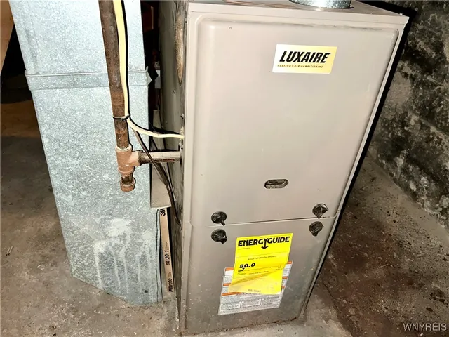 $114,900 | 1333 North Avenue, Niagara Falls, NY 14305