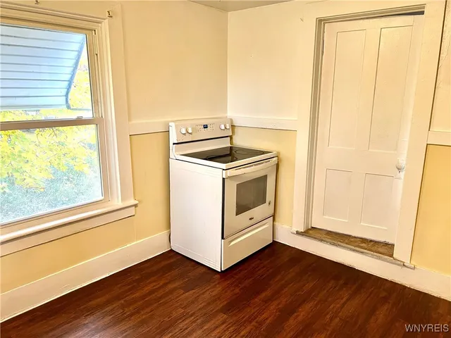 $114,900 | 1333 North Avenue, Niagara Falls, NY 14305