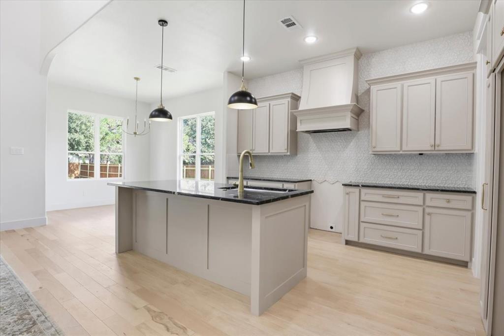 3465 Cardinal Ridge Forest Hill, TX 76119 - Photo 12 of 37 Gallery Image 12