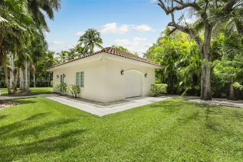$5,499,000 | 7245 Southwest 104th Street, Pinecrest, FL 33156