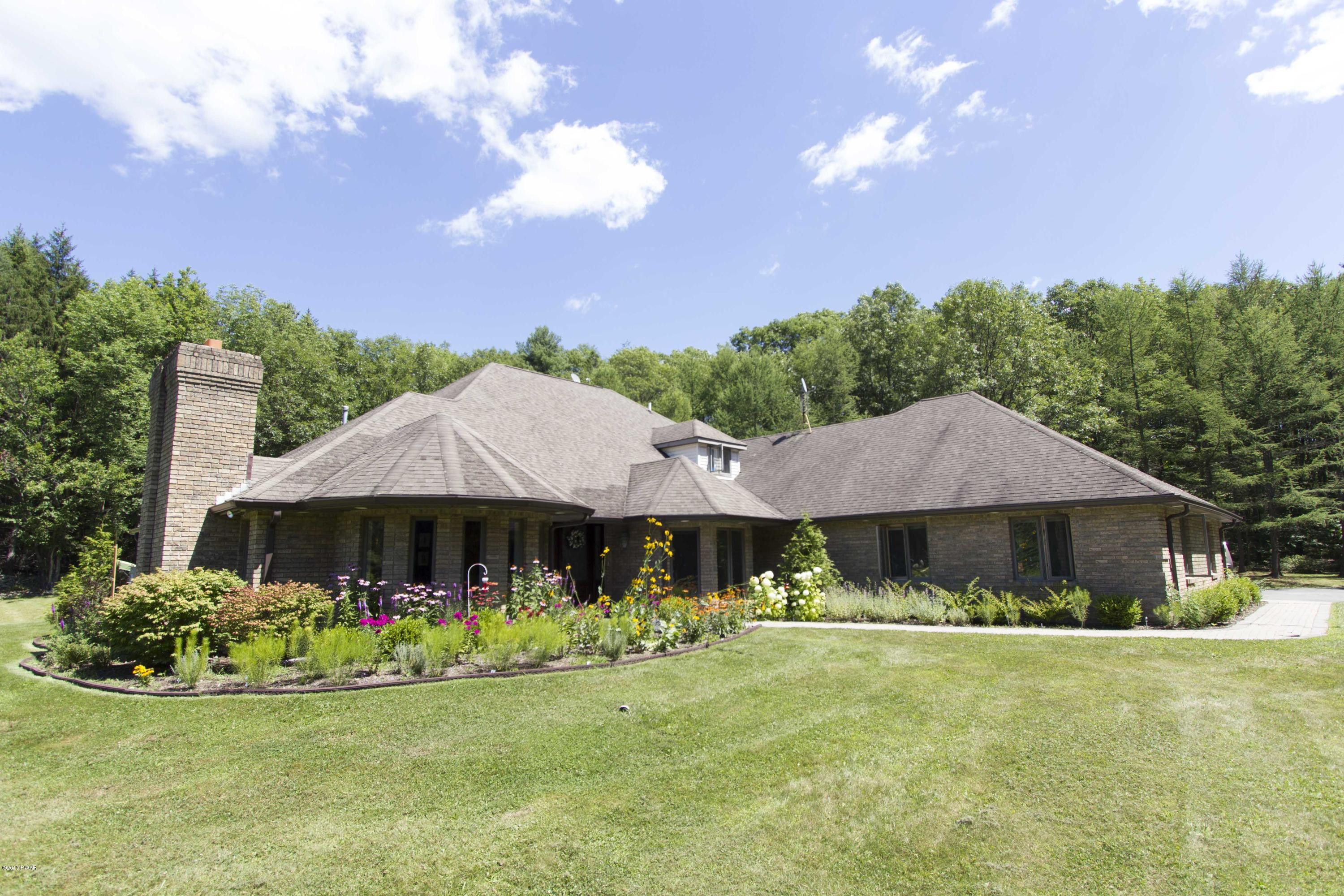 183A Maines Road Hawley, PA 18428 - Photo 1 of 40