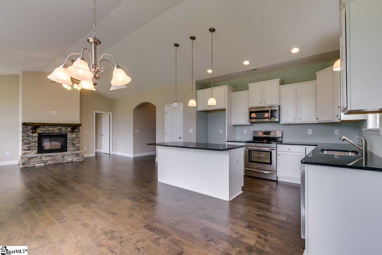 478 Griffin Road Simpsonville, SC 29680 - Photo 12 of 31 Gallery Image 12
