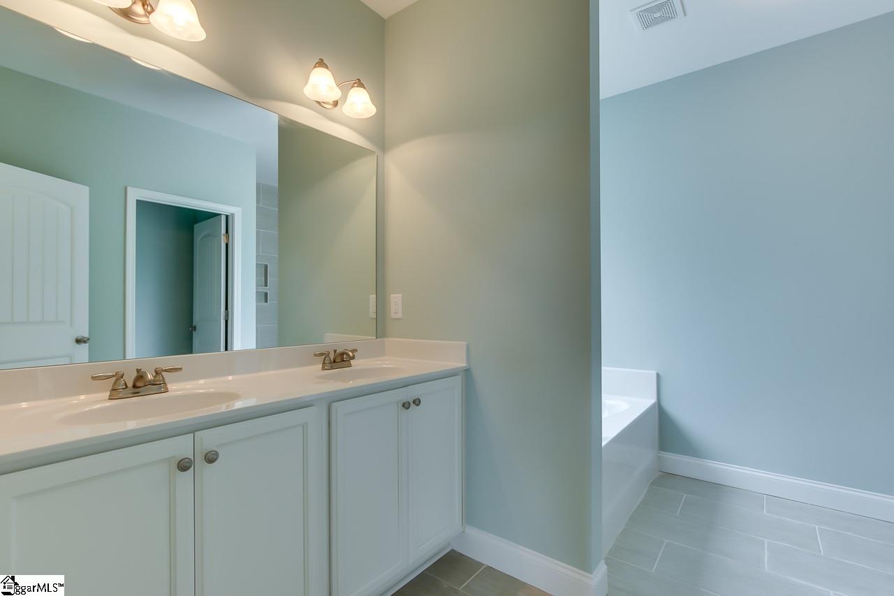 478 Griffin Road Simpsonville, SC 29680 - Photo 21 of 31 Gallery Image 21