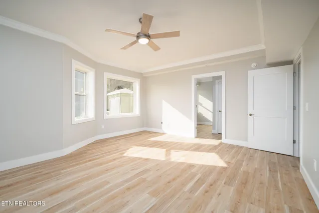 $479,900 | 2412 Grand Vw Court, Kingston, TN 37763