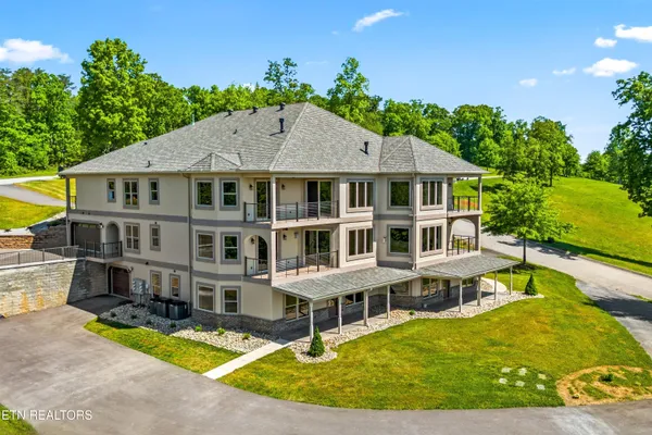 $479,900 | 2412 Grand Vw Court, Kingston, TN 37763