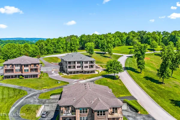 $479,900 | 2412 Grand Vw Court, Kingston, TN 37763