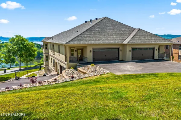 $479,900 | 2412 Grand Vw Court, Kingston, TN 37763