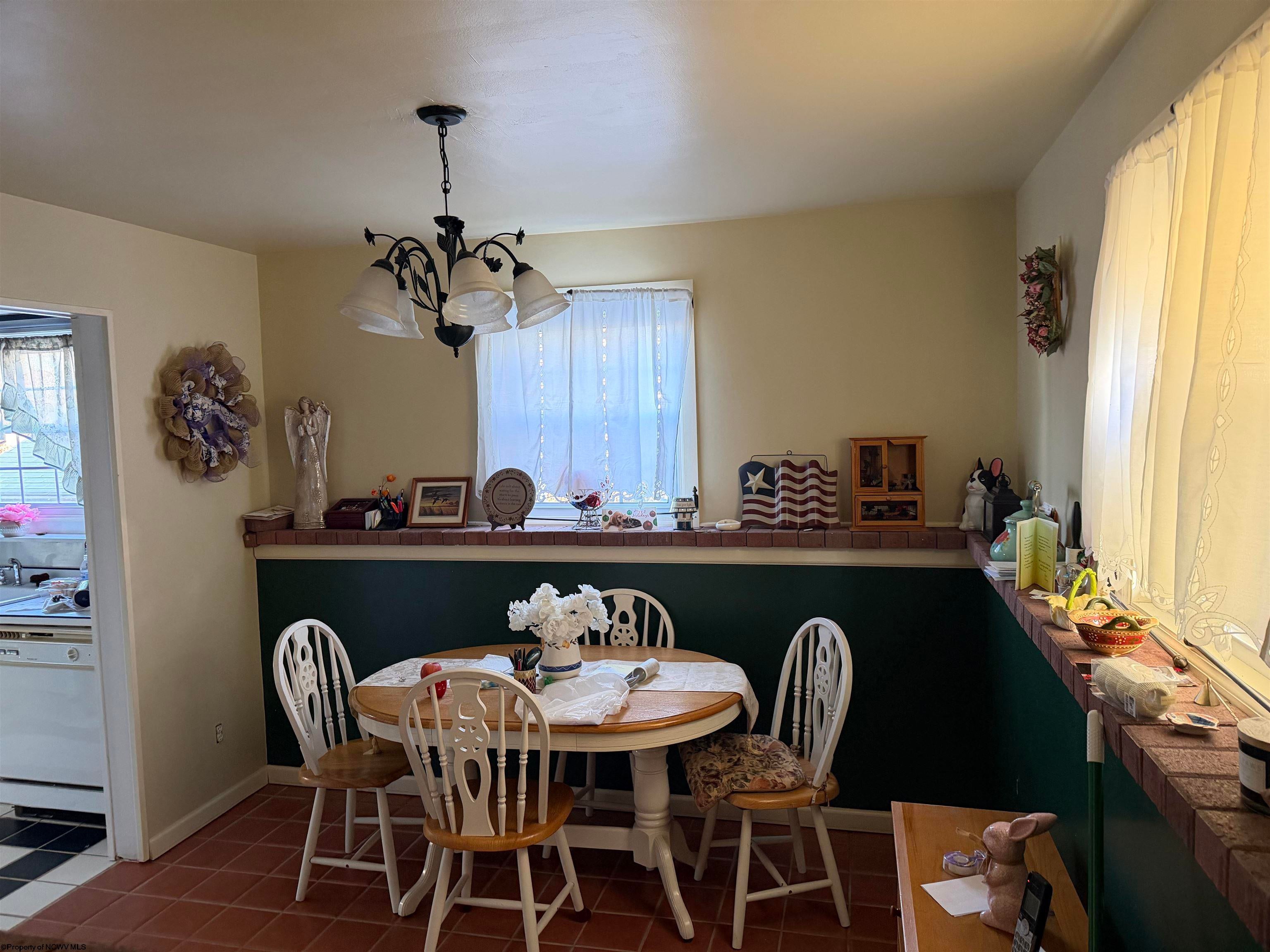 1145 Avalon Road Fairmont, WV 26554 - Photo 6 of 13 Gallery Image 6