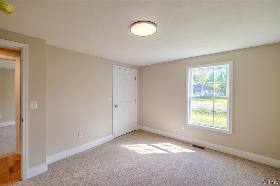 8727 Whiting Road Cicero, NY 13039 - Photo 26 of 31 Gallery Image 26