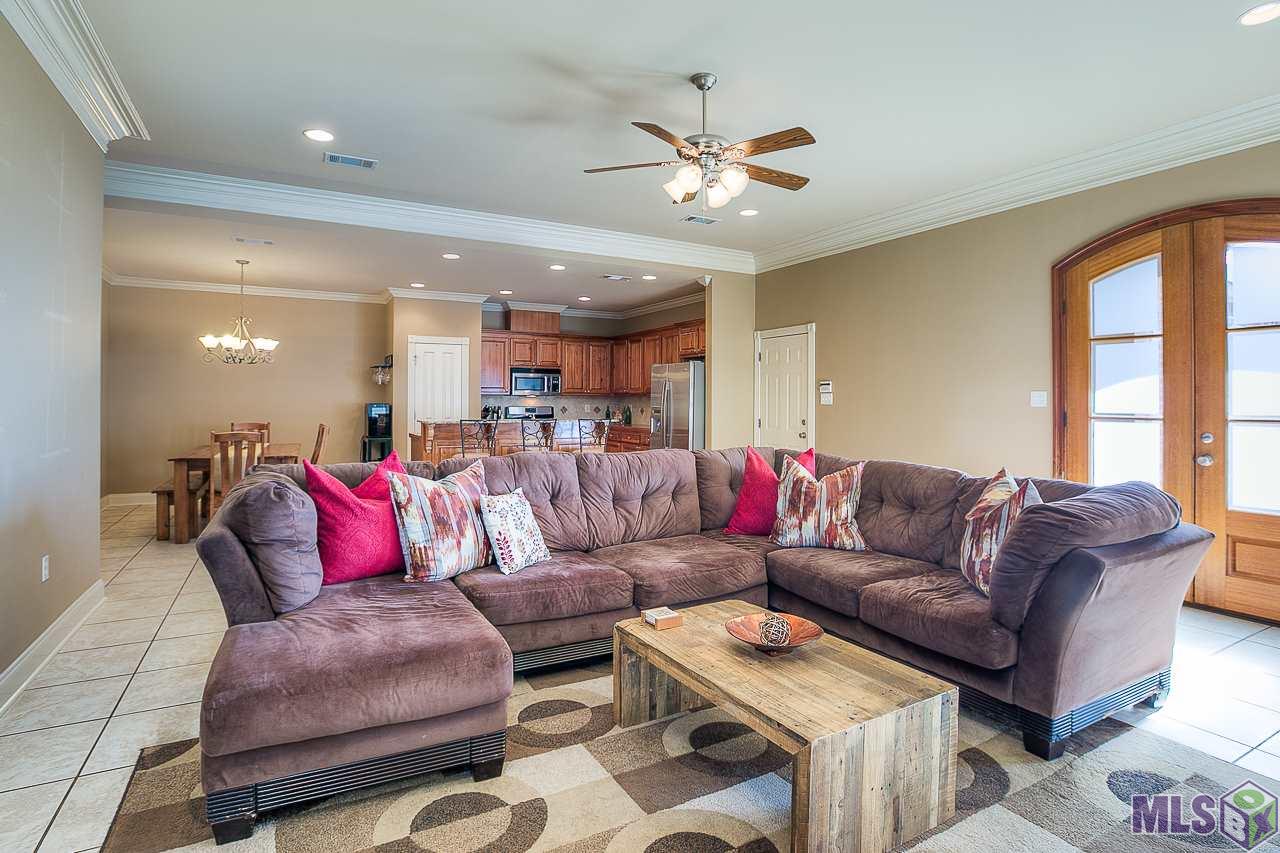 10665 Springtree Avenue Baton Rouge, LA 70810 - Photo 3 of 14 Gallery Image 3