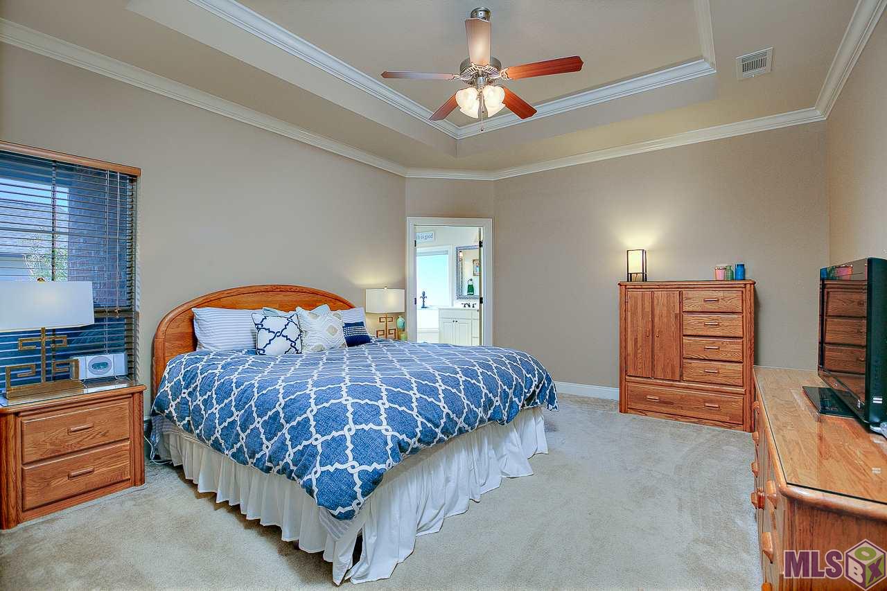 10665 Springtree Avenue Baton Rouge, LA 70810 - Photo 7 of 14 Gallery Image 7