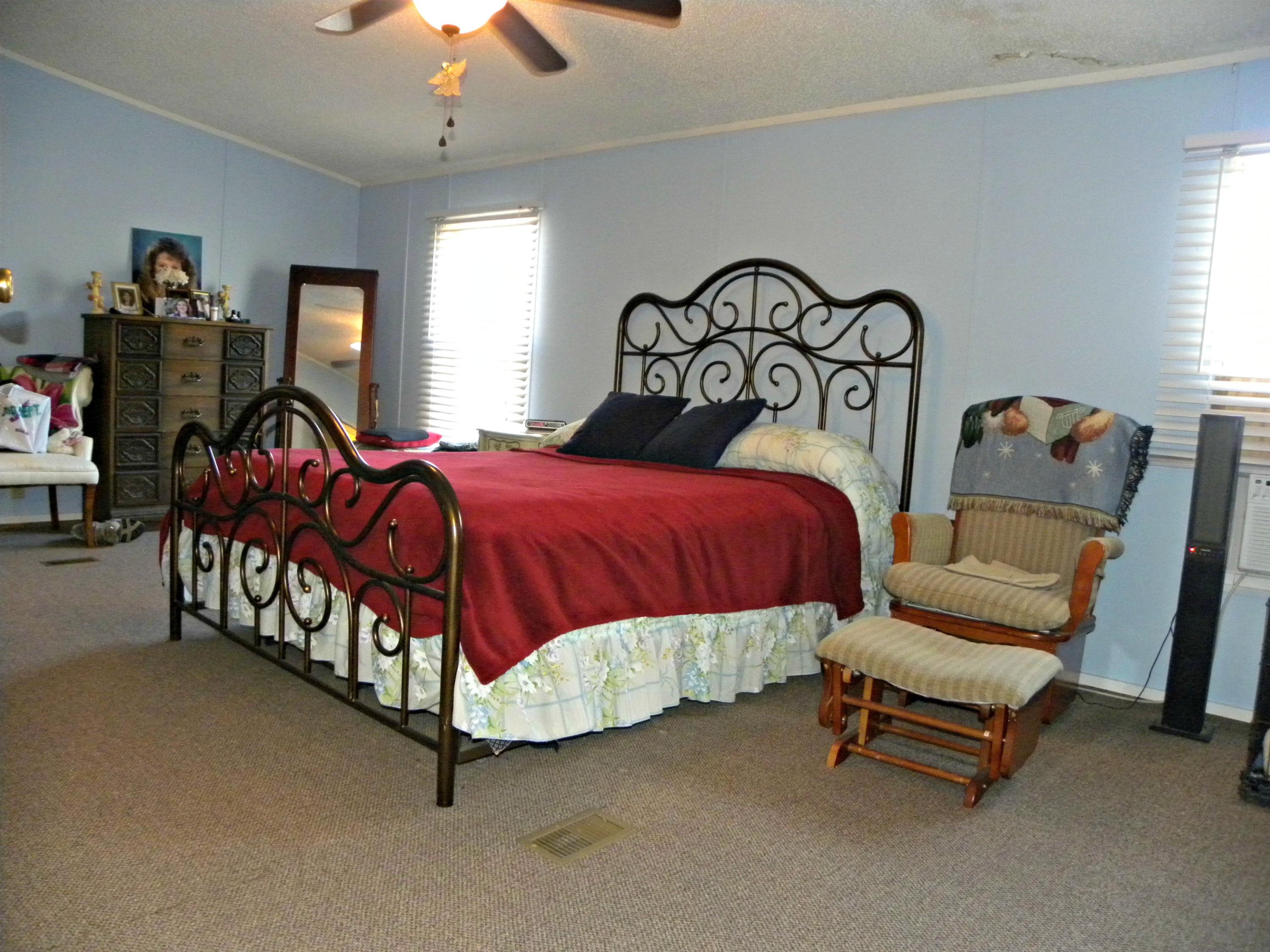 1181 State Rd S-15-28 Walterboro, SC 29488 - Photo 3 of 10 1 master