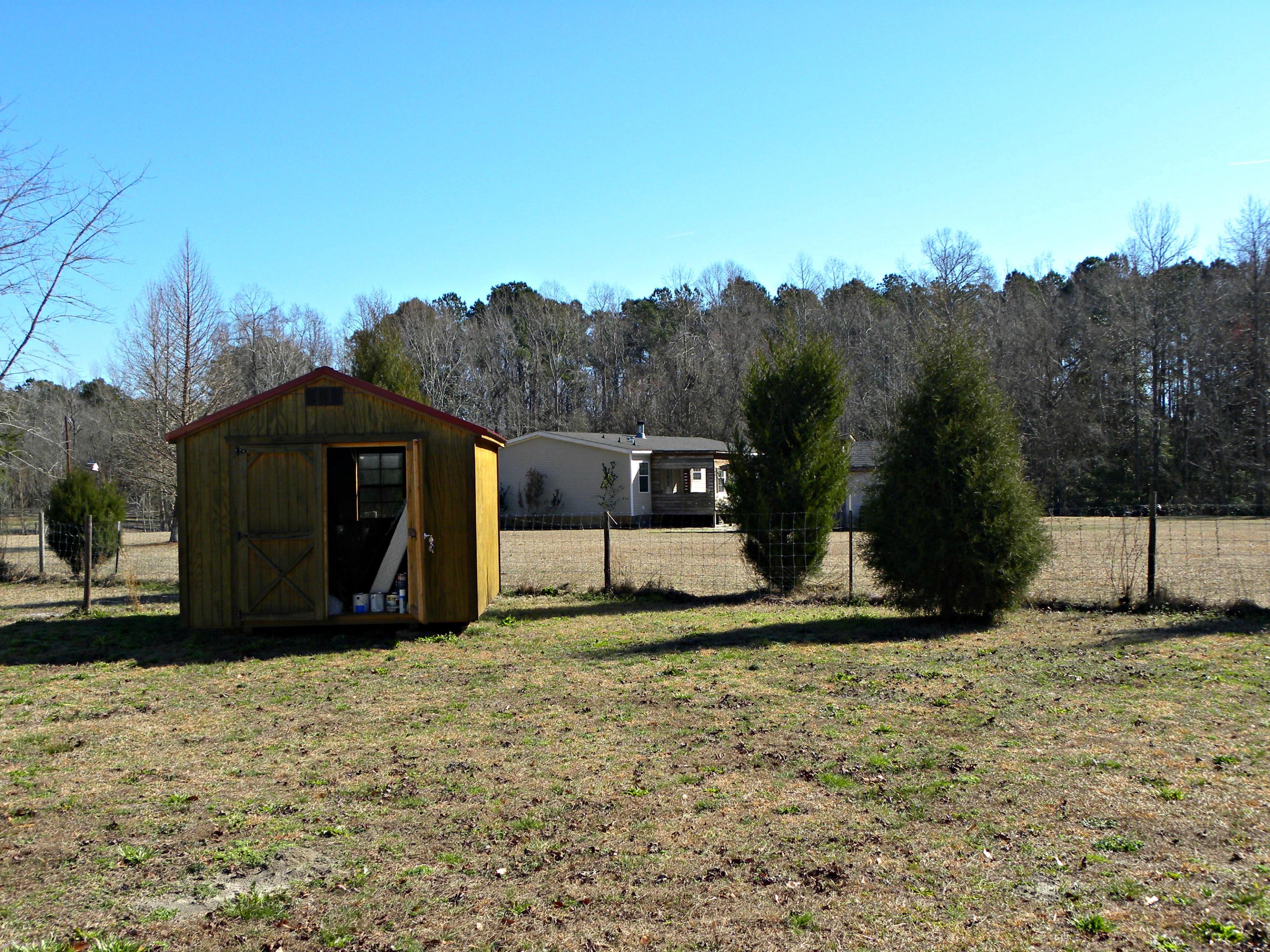 1181 State Rd S-15-28 Walterboro, SC 29488 - Photo 8 of 10 1 back yard
