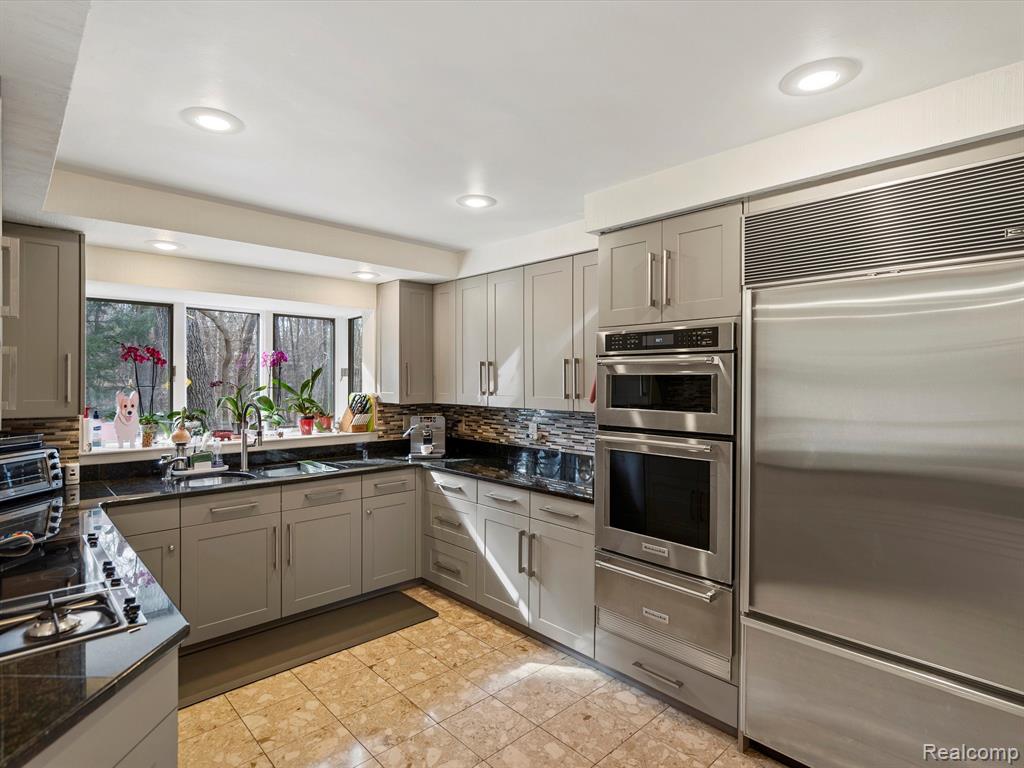 1375 Trowbridge Road Bloomfield Hills, MI 48304 - Photo 13 of 55 Gallery Image 13