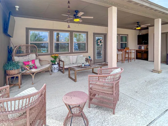 $500,000 | 626 Sunset Trail, Angleton, TX 77515