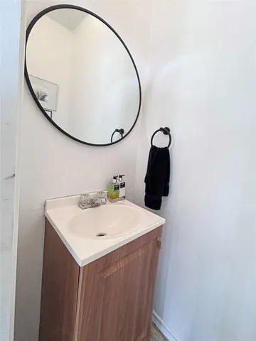 $500,000 | 626 Sunset Trail, Angleton, TX 77515