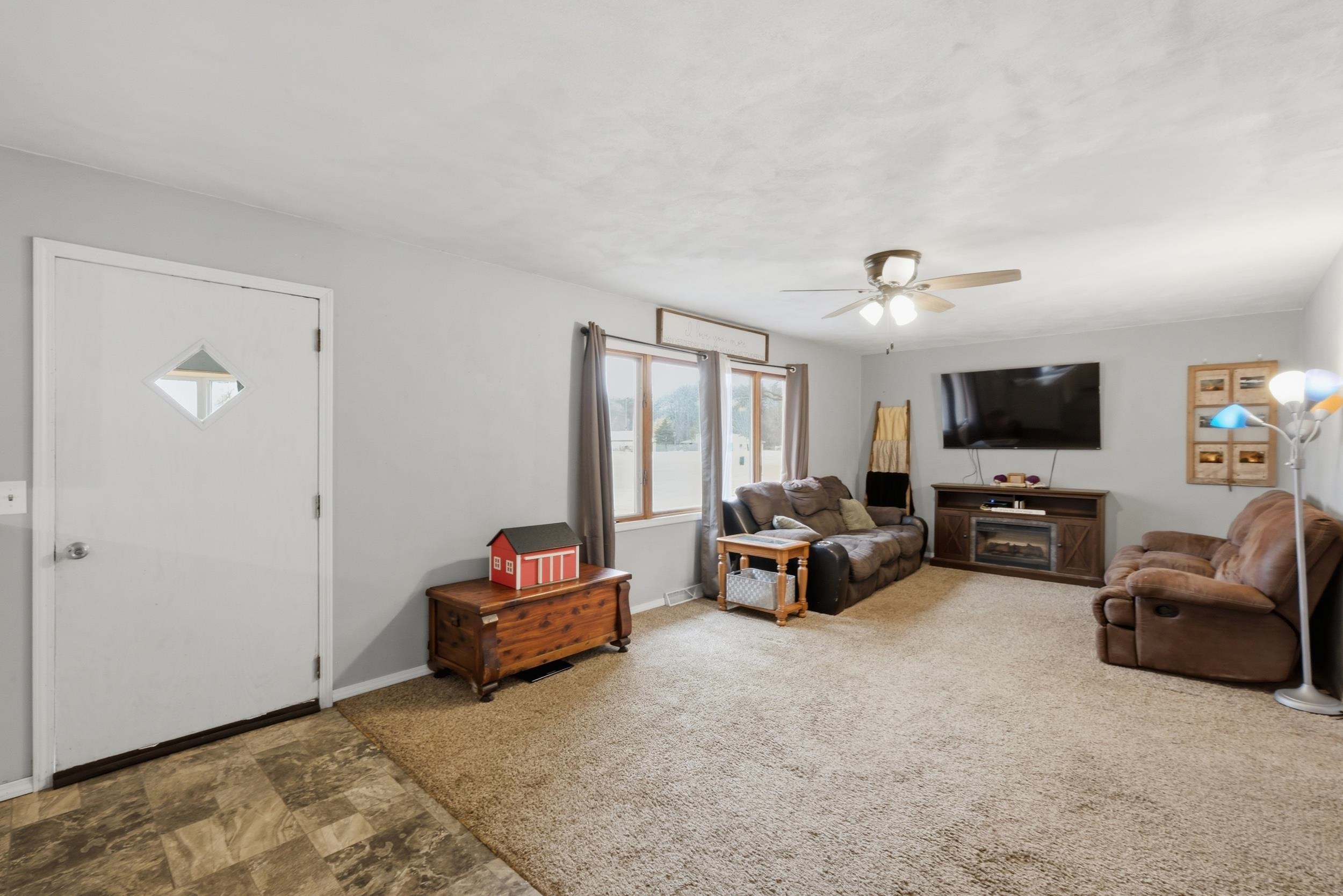 7336 Highway 14 Arena, WI 53503 - Photo 15 of 35