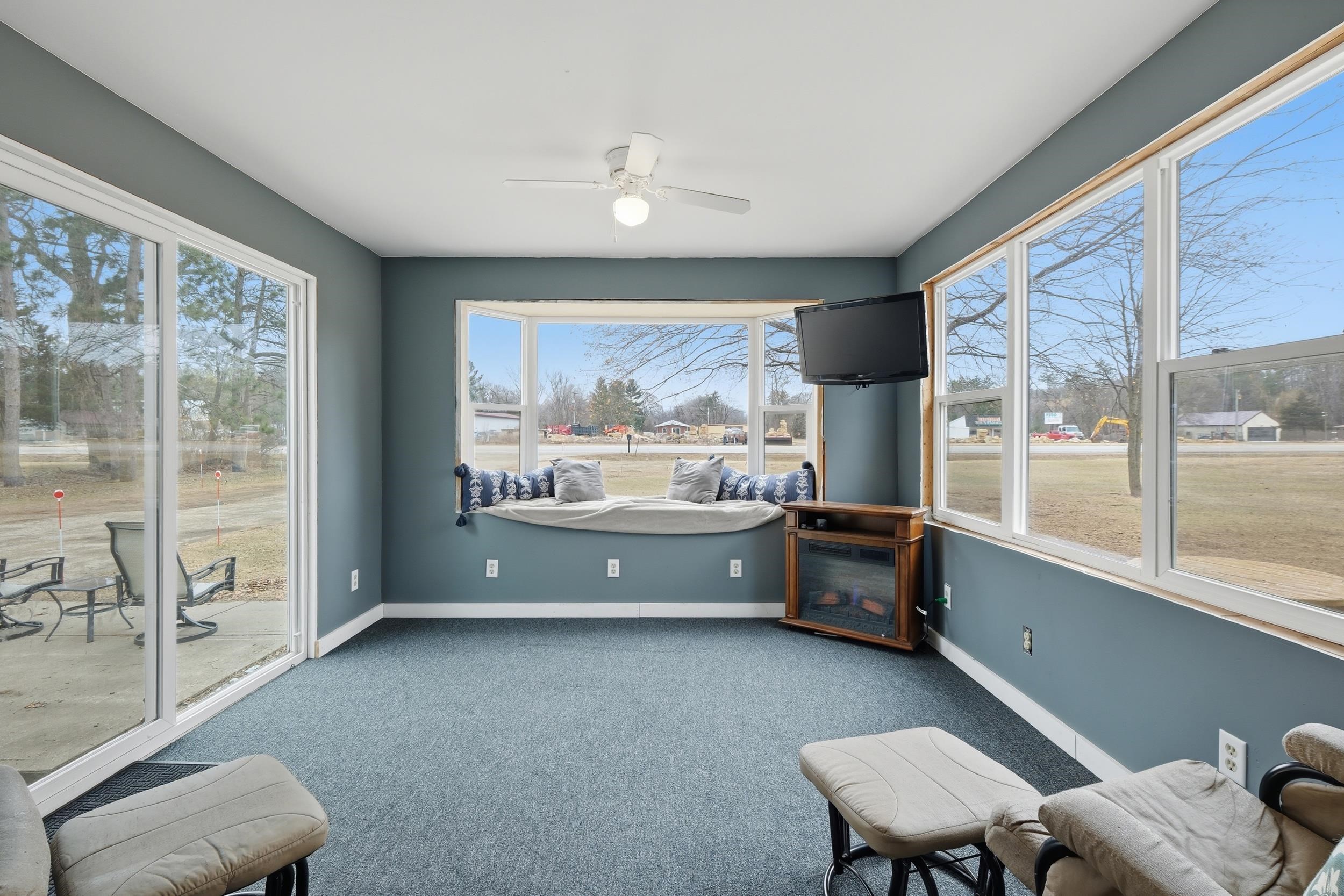 7336 Highway 14 Arena, WI 53503 - Photo 4 of 35