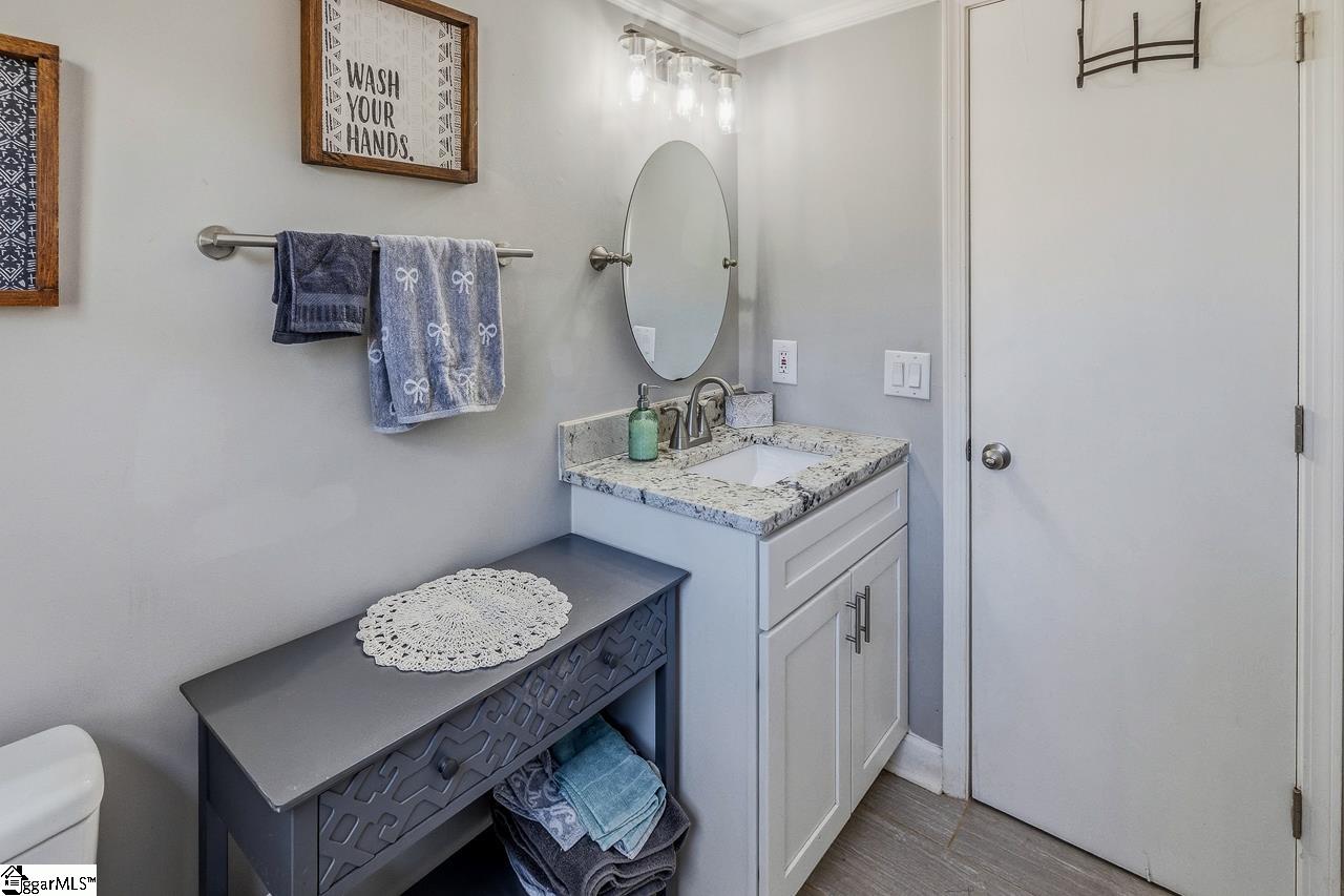 135 Ashdown Drive Simpsonville, SC 29680 - Photo 17 of 37